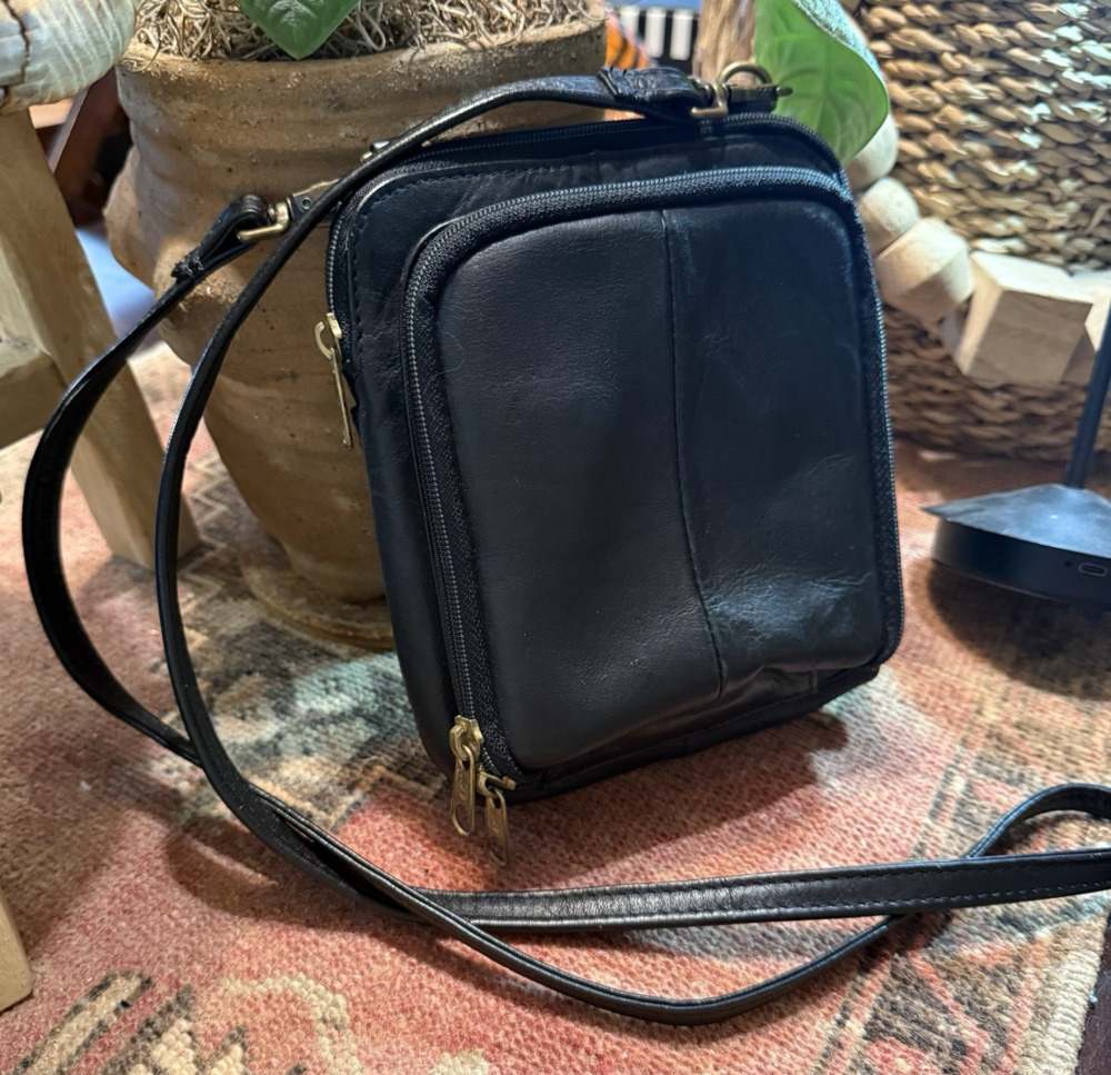 Hobo International Black Leather Crossbody Bag Vertical 2 Zippered Compartments